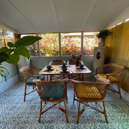 Francia Haz * Balatonföldvár